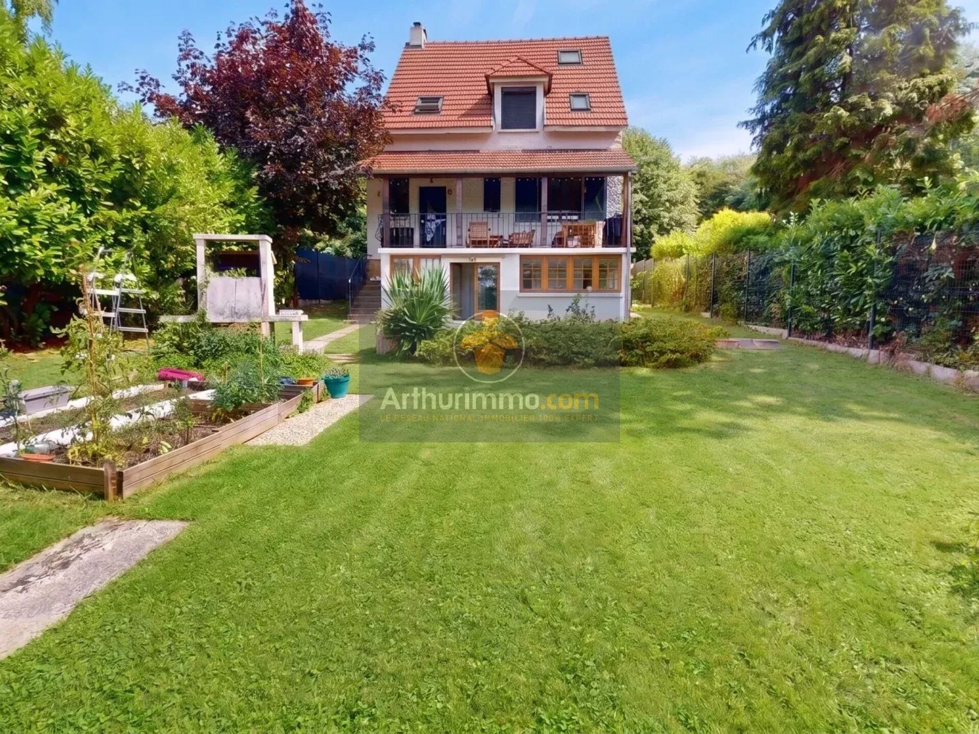 Maison 8 pièces 168 m² · à Marly-le-Roi · 168 m² · 895 000 €