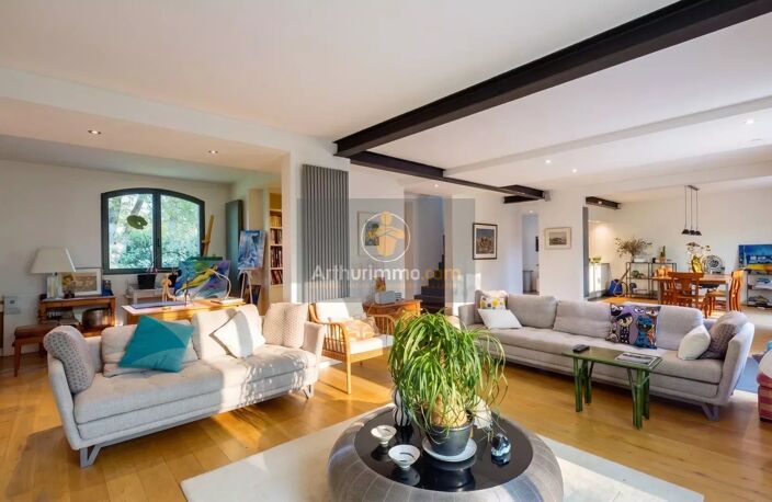 L'Étang-la-Ville, Contemporaine de 205 m² avec un cadre préservé — photo 4