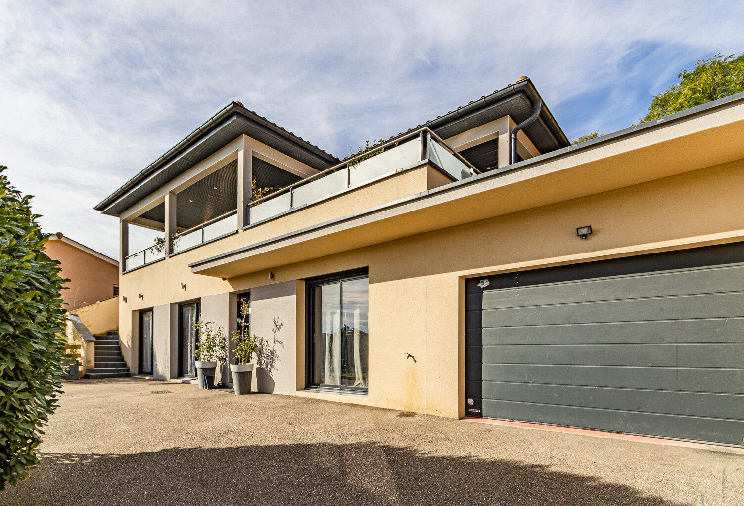 Villa familiale 3 chambres avec garage et terrain piscinable — photo 1