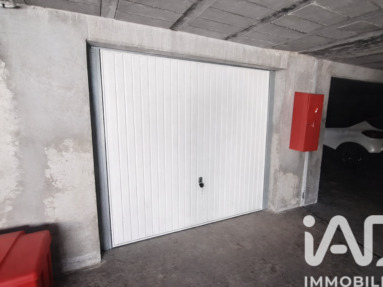 Vente Garage 14 m&sup2; — photo 1