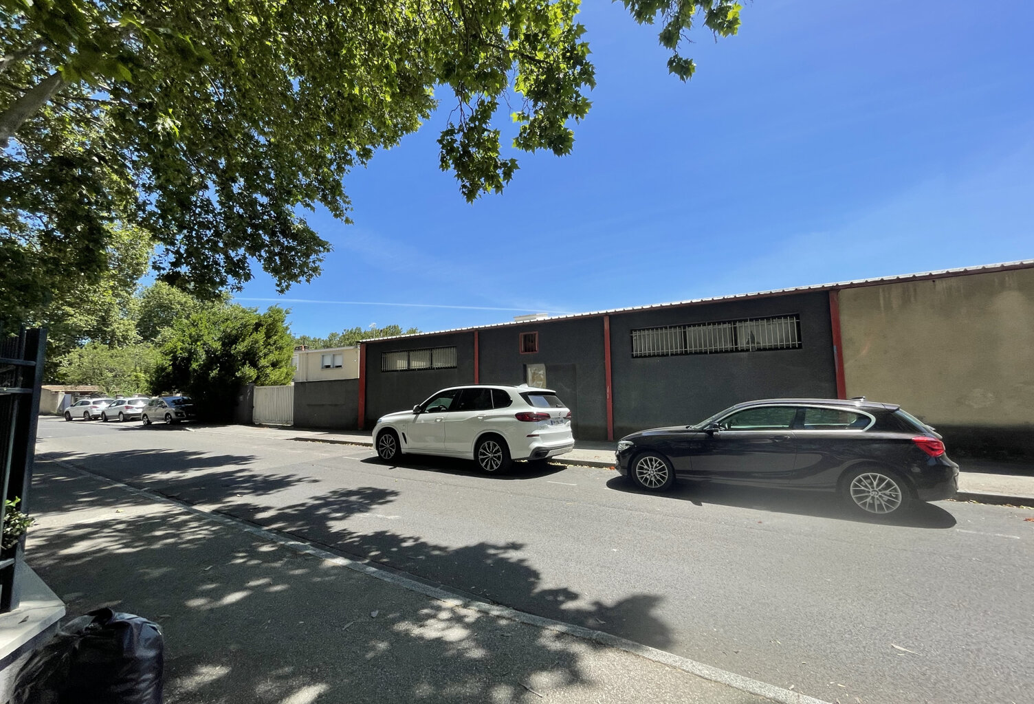 Local sur parcelle constructible — photo 1