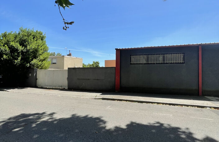 Local sur parcelle constructible — photo 2