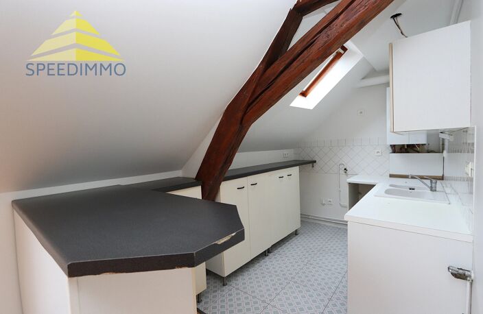Location appartement 2 pièces 42 m² à Périgny (94520) — photo 2