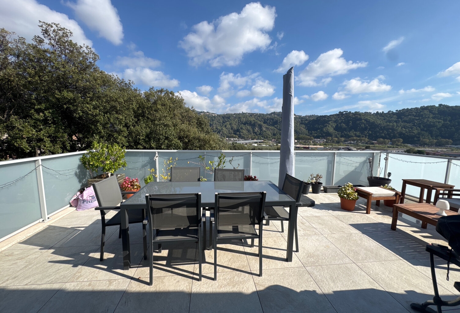 Bel appartement 3 pièces avec vaste terrasse dans résidence — photo 1