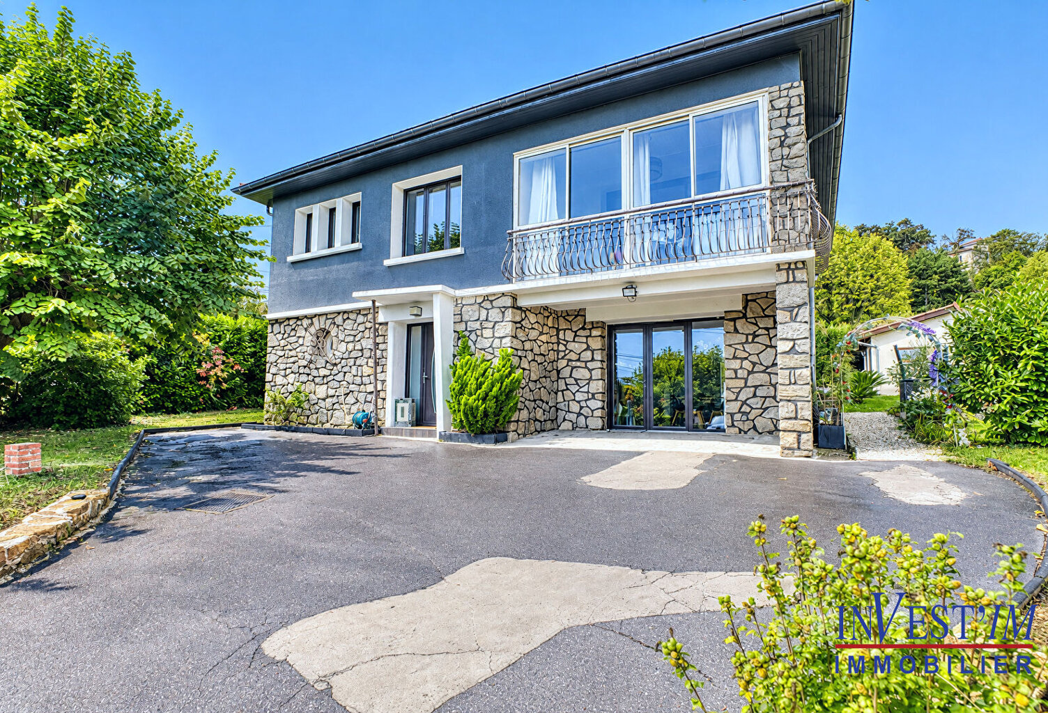 Maison Saint Genis Laval 6 pièce(s) 181 m2 — photo 1