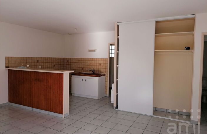 PAVILLON PLEIN-PIED T3 - CHAUVIGNY — photo 4