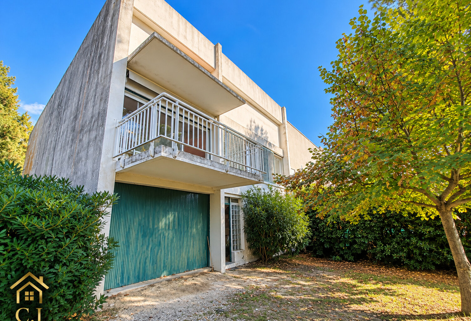 EXCLUSIVITÉ - GRAND TRAVERS - VILLA À DEUX PAS DE LA PLAGE ! — photo 1