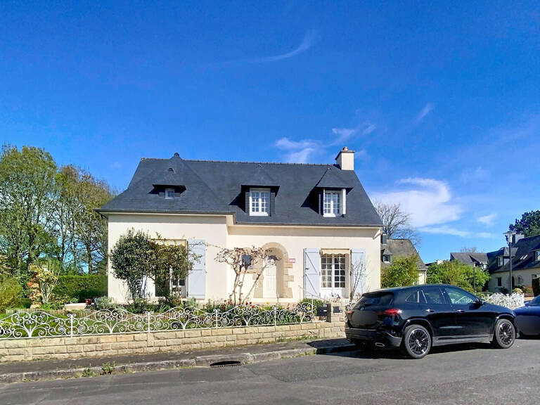Maison 6 pièces, Centre-ville Pacé, en impasse. — photo 1