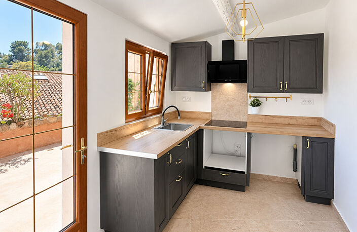 LE LUC - Maison de village de117m² divisée en 2 appartements rénovés — photo 4