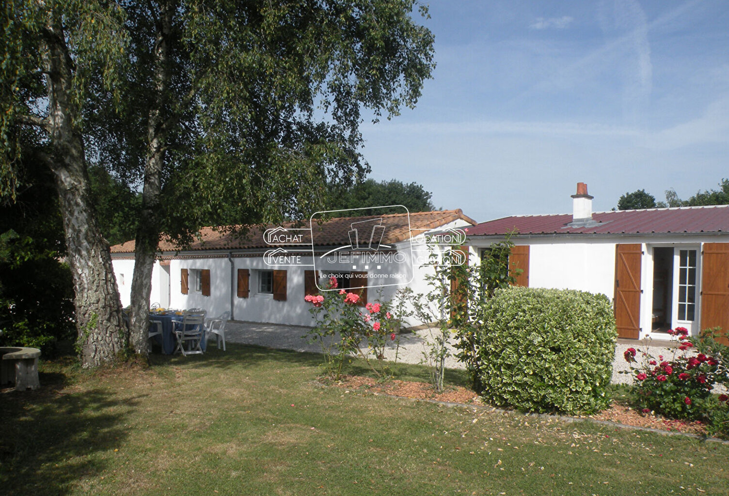 Ensemble immobilier — photo 1