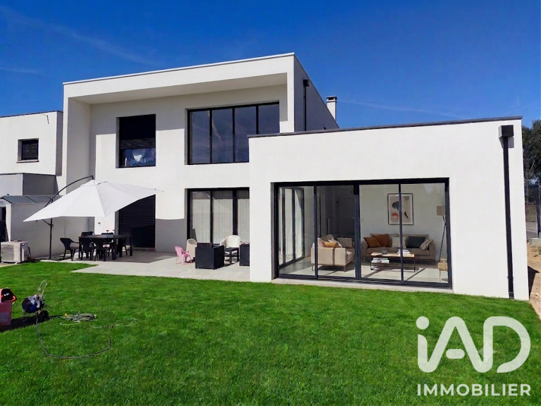 Vente Maison/villa 6 pièces — photo 1