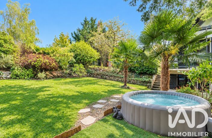 Vente Maison/villa 8 pièces — photo 2