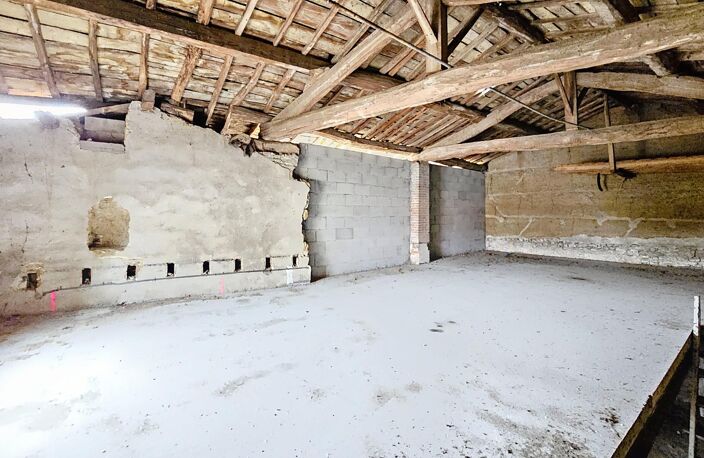Grange à rénover  Eyzin-Pinet (38780) — photo 3