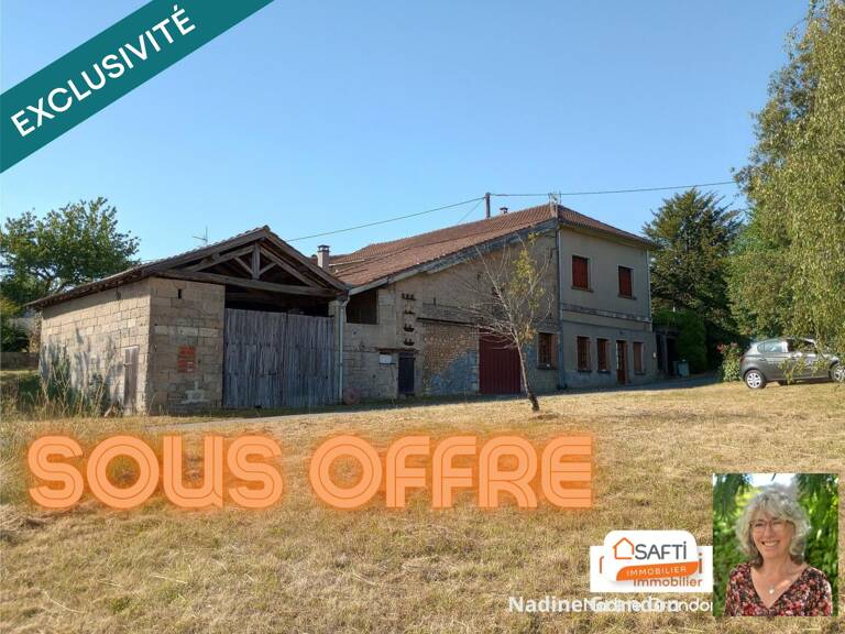 Ensemble immobilier de 162 m² avec deux maisons, dépendances et terrain — photo 1