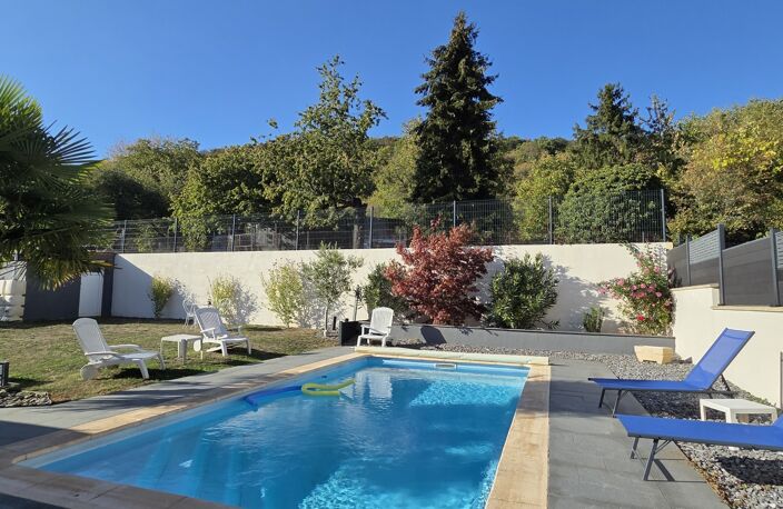 Vente Maison/villa 9 pièces — photo 2