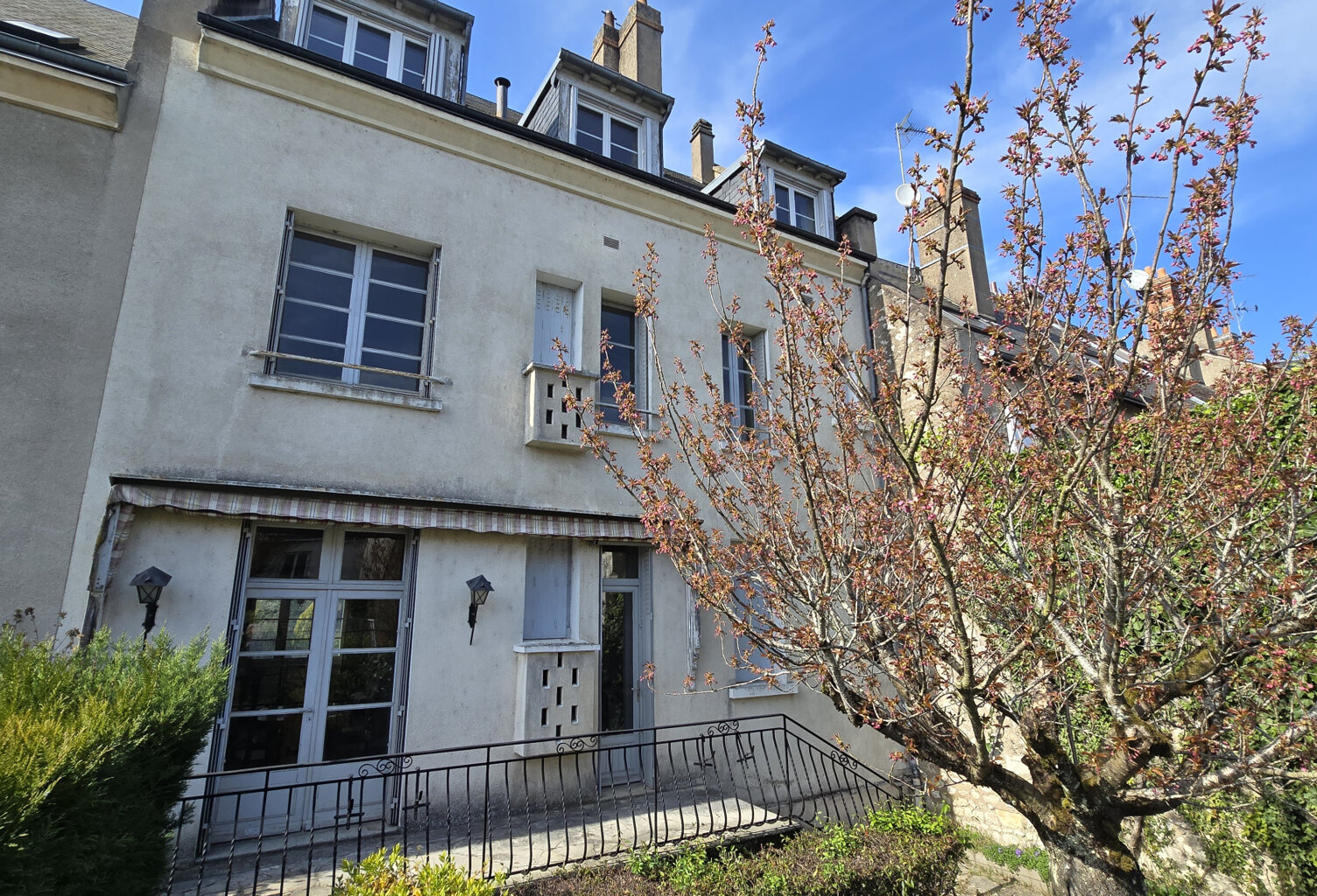 BEAUGENCY — photo 1