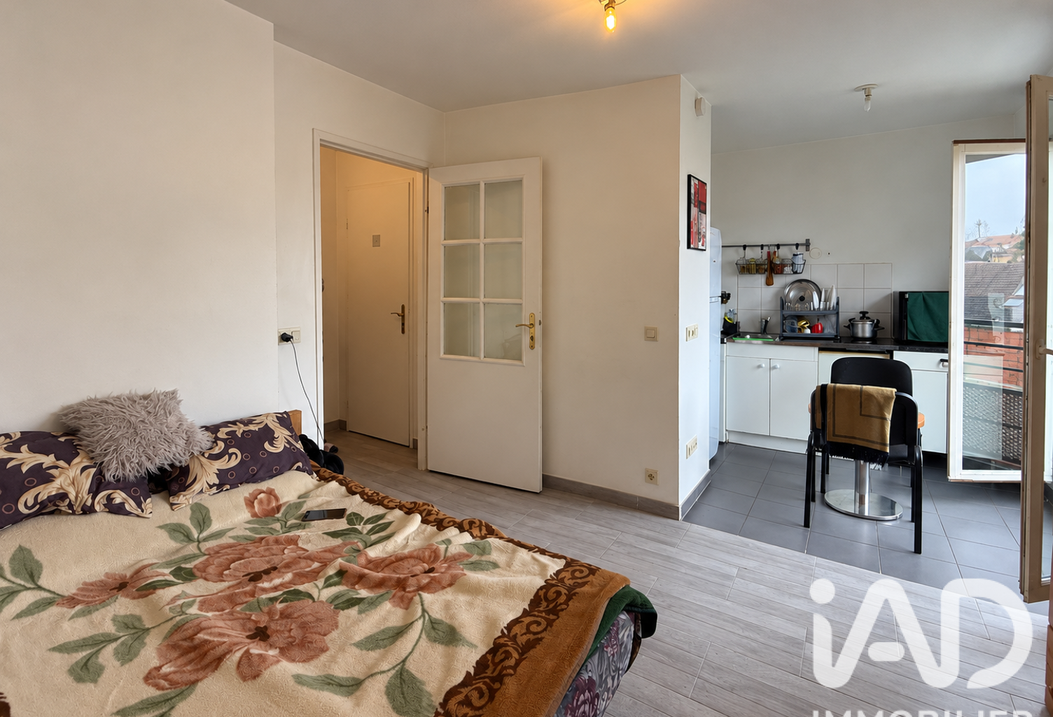 Vente Studio 1 pièce — photo 1