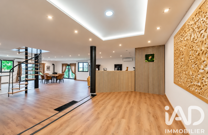 Vente Maison/villa 8 pièces — photo 2