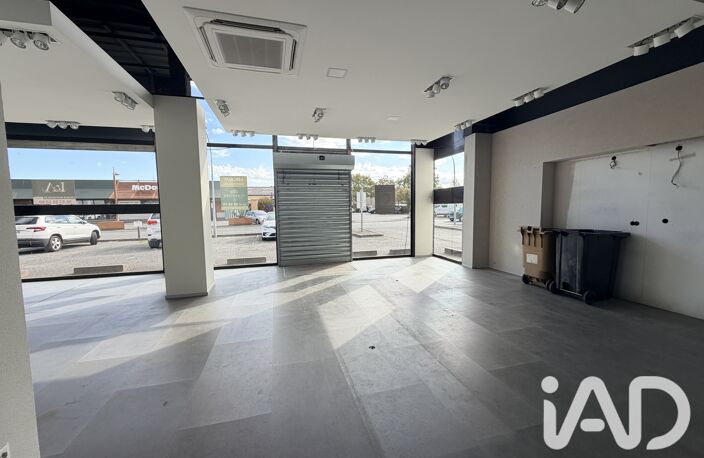 Vente Boutique/Local commercial 550 m&sup2; — photo 3