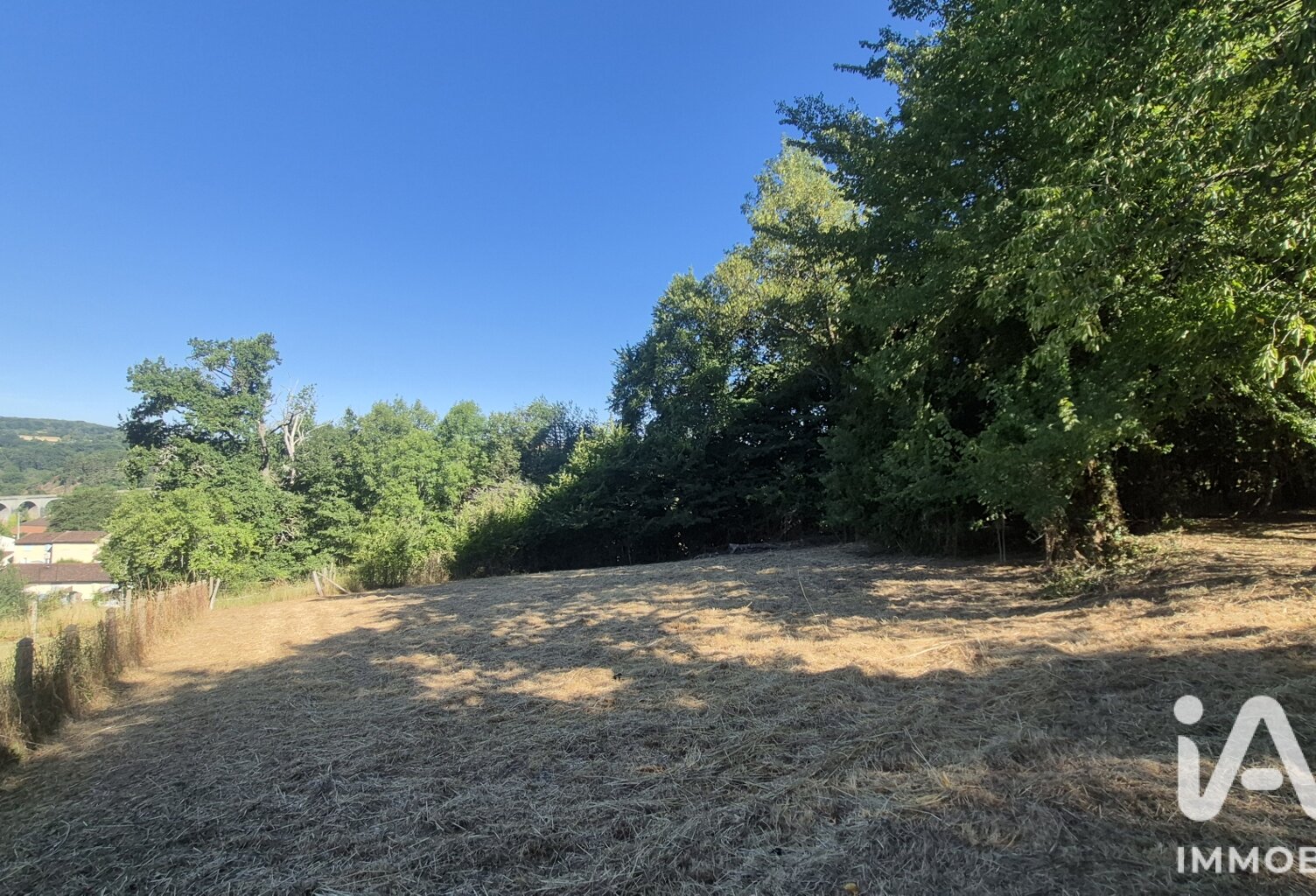 Vente Terrain 1 500 m&sup2; — photo 1