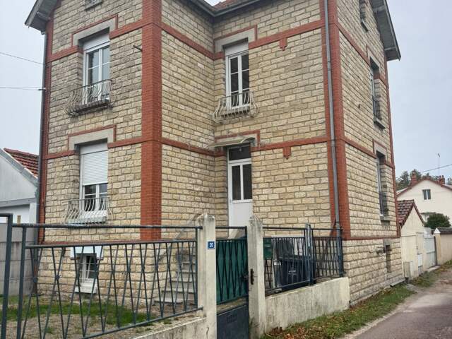 Vente Maison traditionnelle 5 pièces — photo du bien