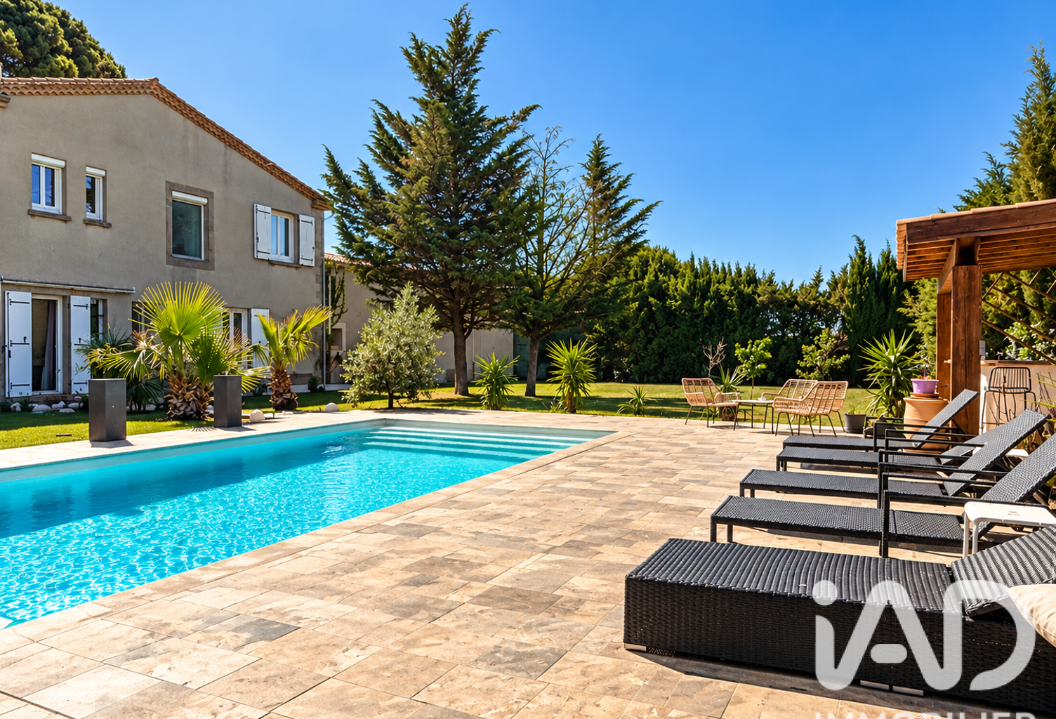 Vente Maison/villa 8 pièces — photo 1