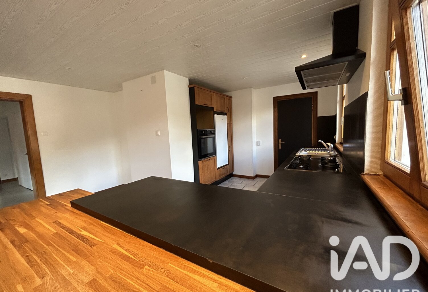 Location Appartement 5 pièces — photo 1