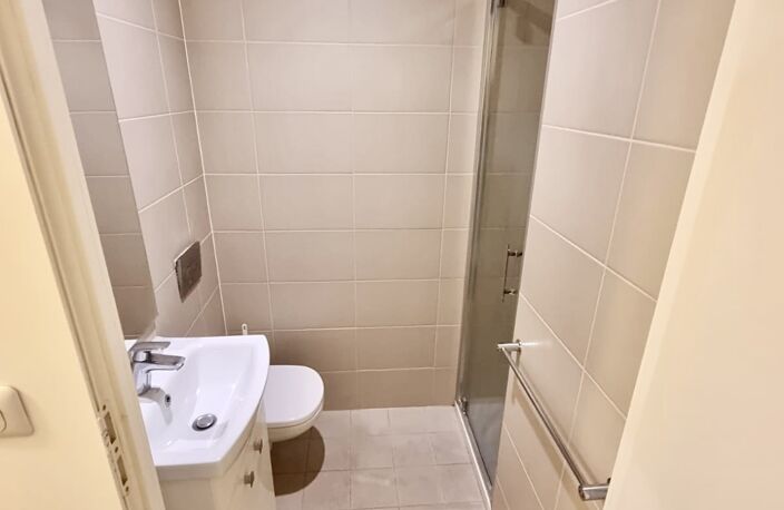 Location Appartement 1 pièce — photo 3