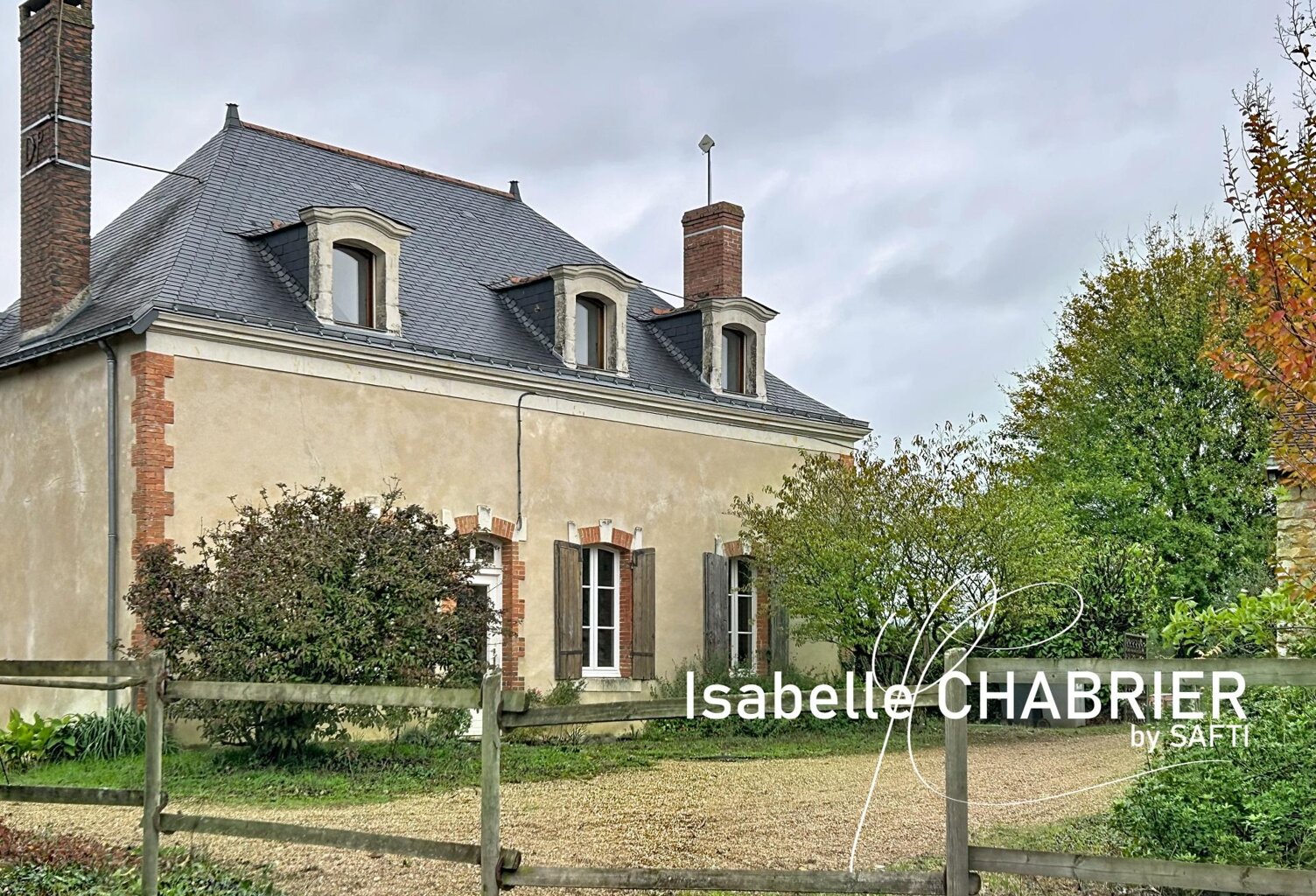 MAISON ANCIENNE, 3 CHAMBRES & PLUS D'UN HECTARE — photo 1
