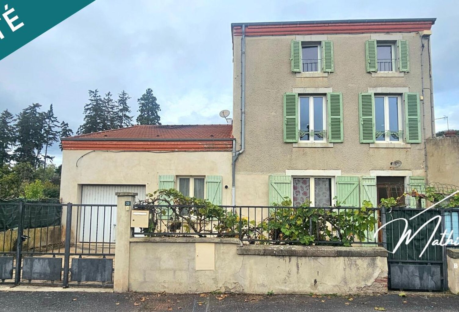 Maison - 107m² - 5 chambres - jardin - garage — photo 1