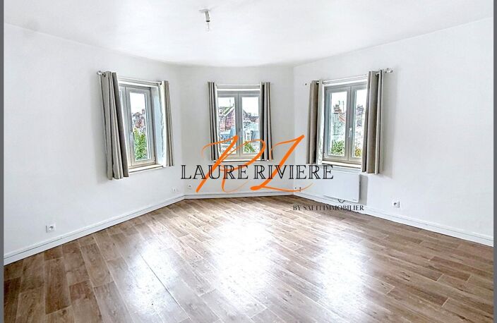 Studio lumineux de 24 m² au dernier étage, secteur Brûle-Maison — photo 2