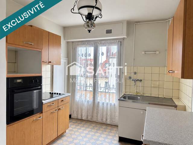 Appartement de 3 pièces, balcon, cave et garage — photo du bien