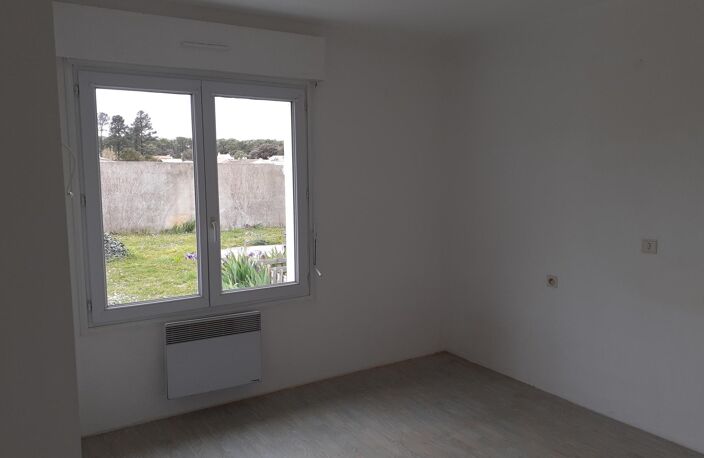 A la Guérinière, maison de plain-pied de 107 m2 de surface habitable, non loin des plages et des commerces... — photo 5