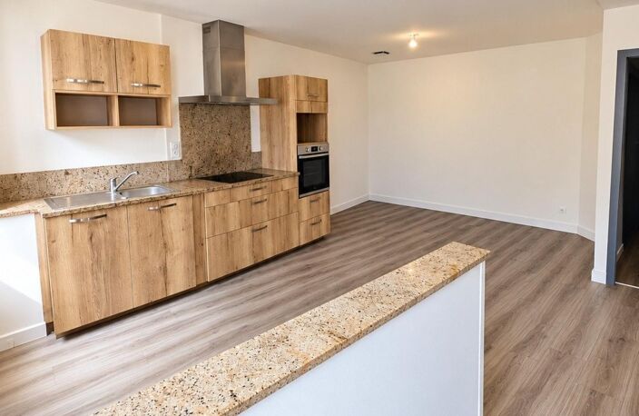 MAISON DE VILLE ENTIÈREMENT RÉNOVÉE  2 CHAMBRES  DPE B  VILLENEUVE-SUR-LOT — photo 2