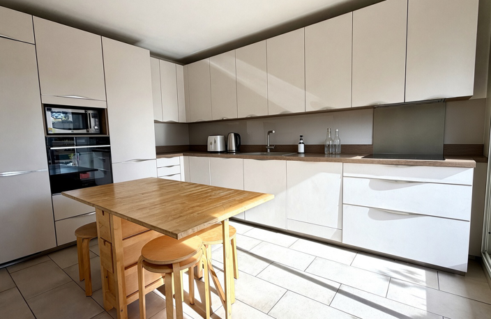 À VENDRE A LYON 5 / POINT-DU-JOUR BEL APPARTEMENT 4 PIÈCES D — photo 2