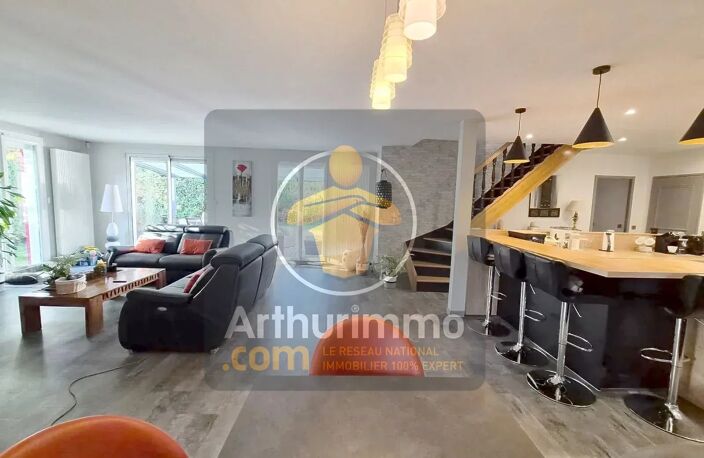 Magnifique maison d'environ 200 m² habitable sur terrain de 756 M ,5 chambres, 7 pièces.² — photo 4