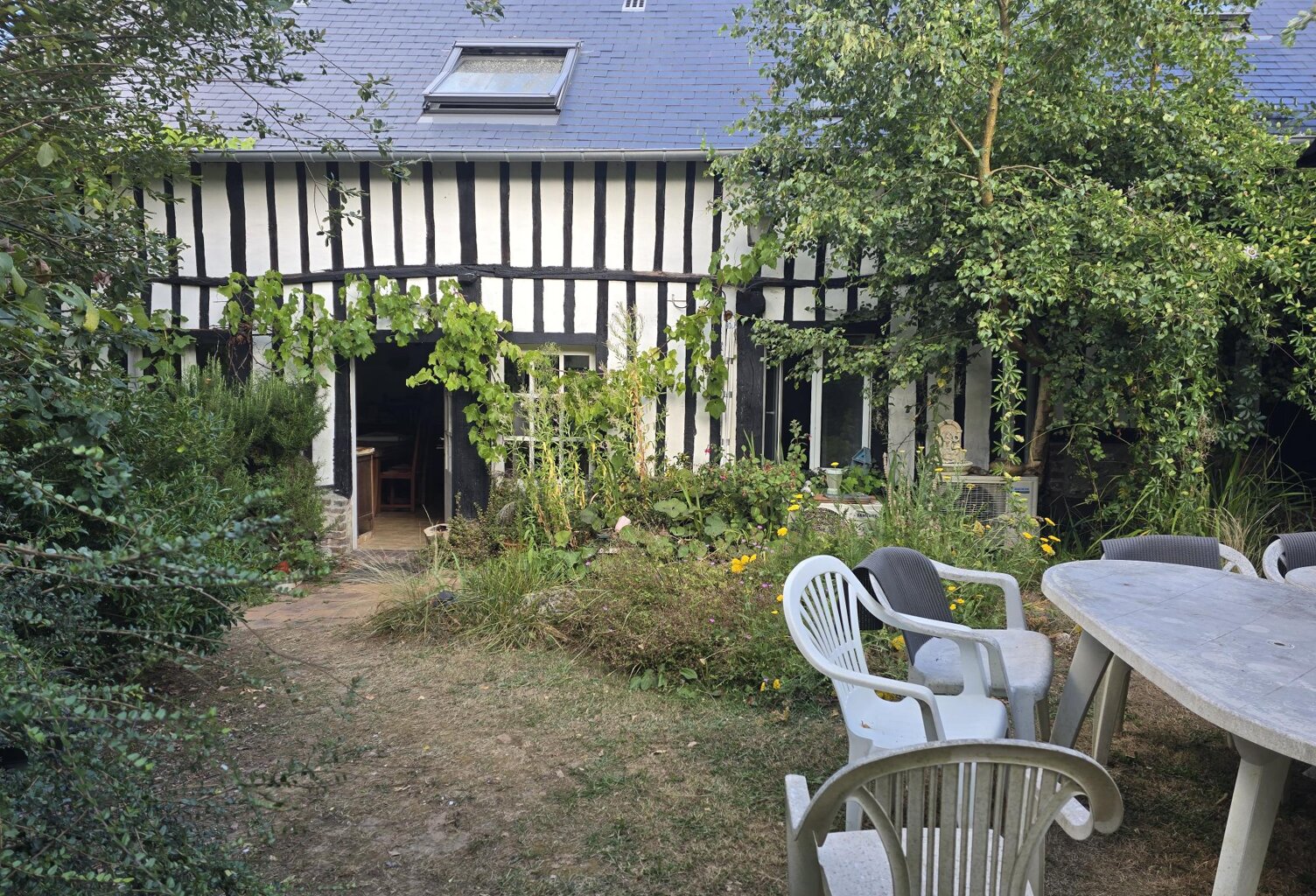 Maison Normande de caractère à vendre proches des plages de Normandie — photo 1