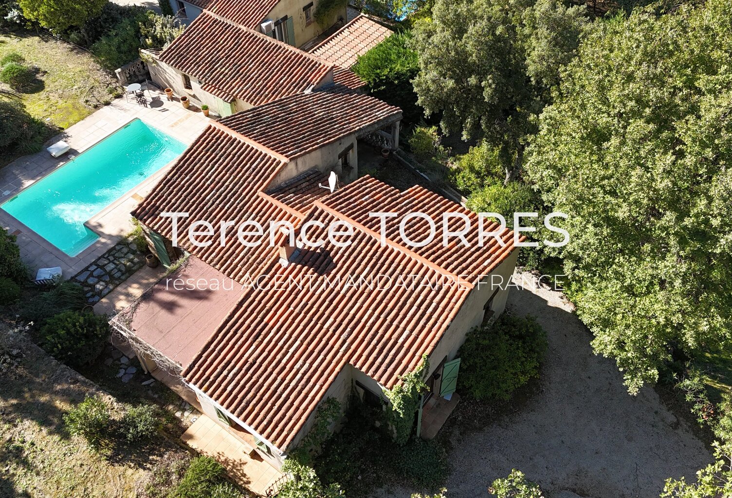 CHARMANTE VILLA AVEC PISCINE — photo 1