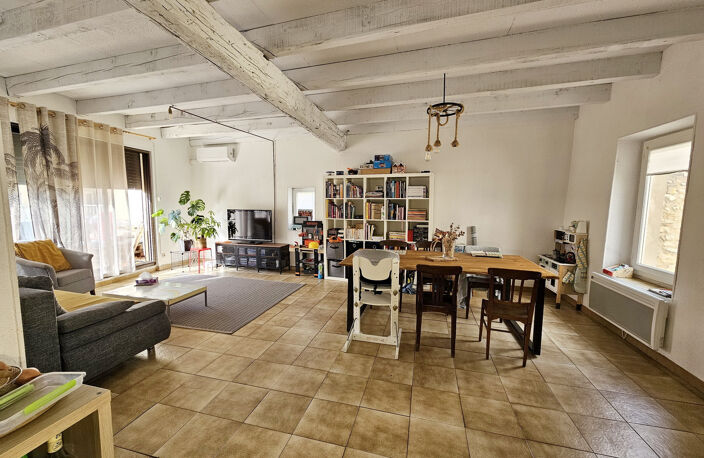 SALLELES Immeuble de rapport locatif de 15 500 EUR par an — photo 4