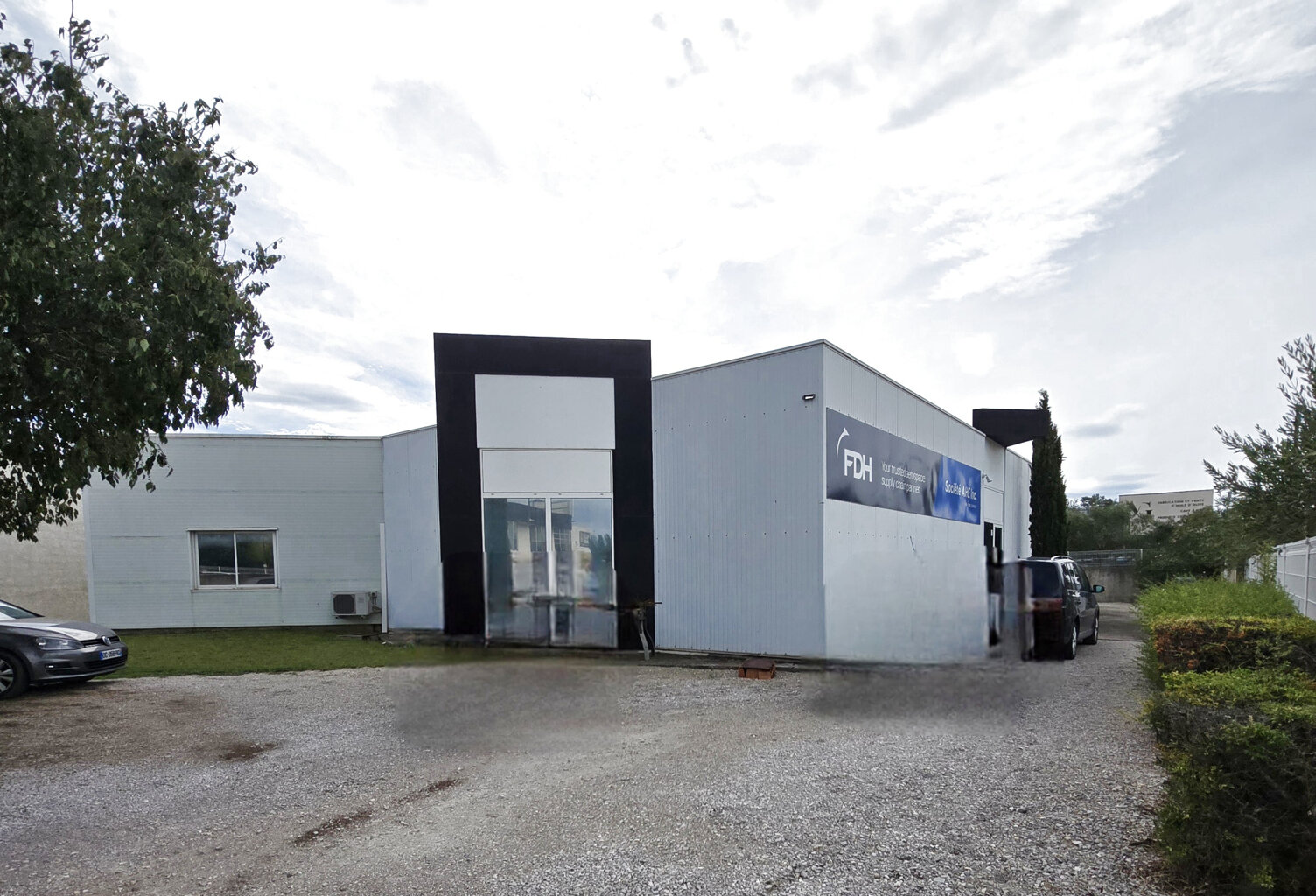à vendre local avec bâtiment d'activité de  424 m2 sur terra — photo 1