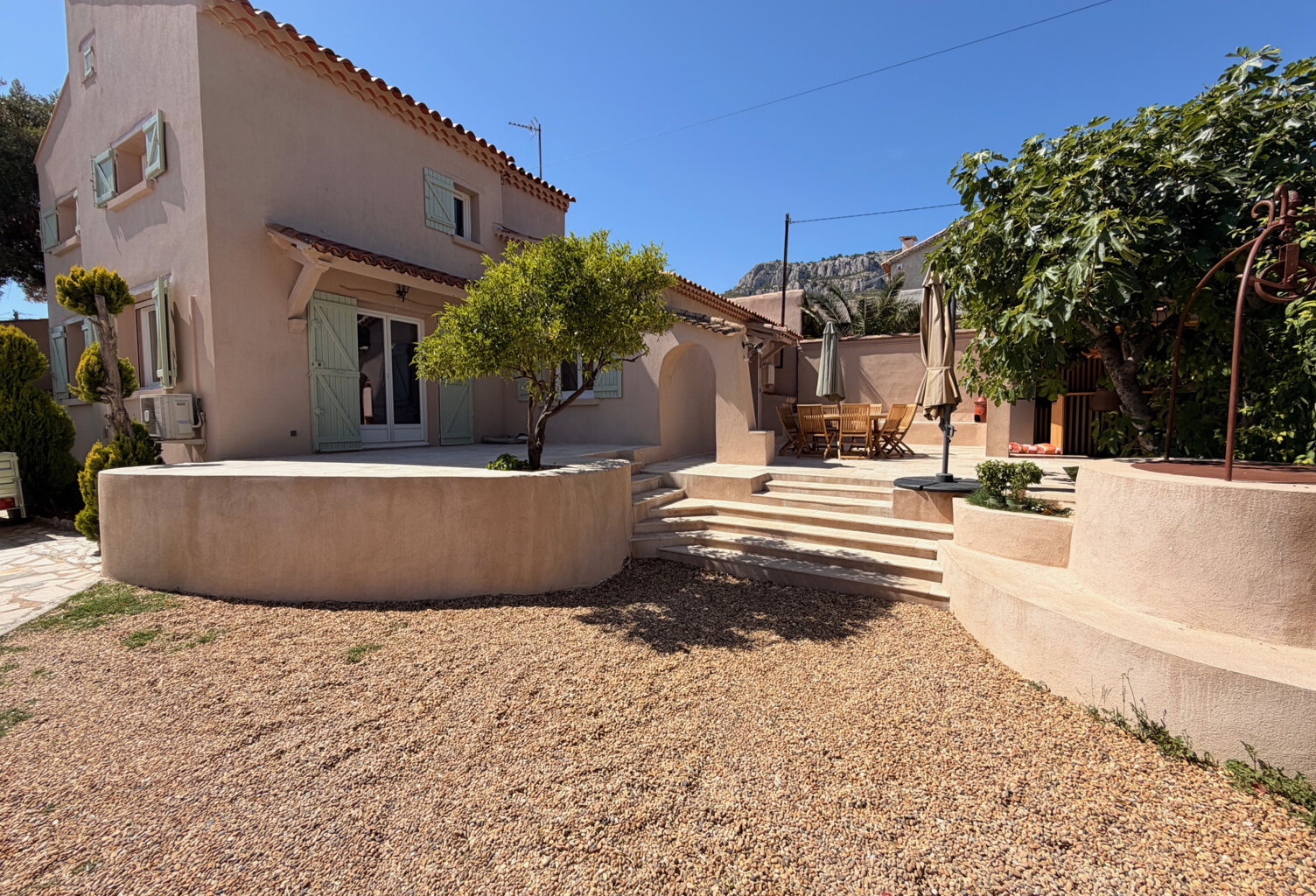 TOULON OUEST 4 CHEMINS - Maison 130 m2 - Piscine - Terrain 8 — photo 1
