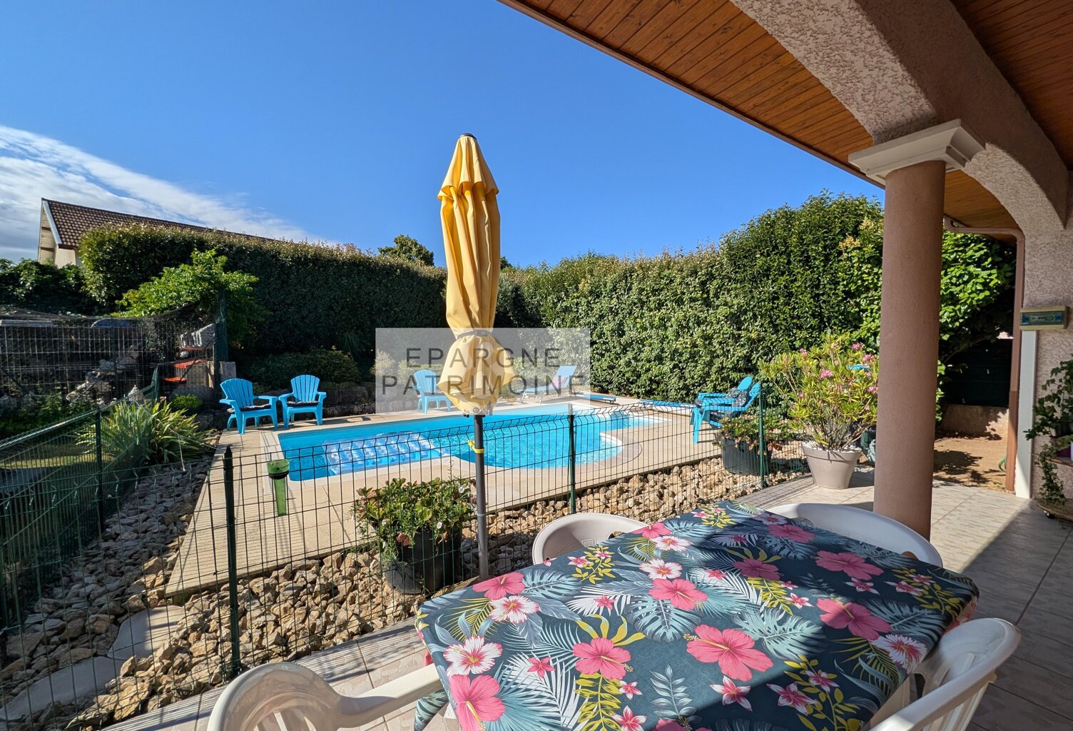 Maison familiale avec piscine 3 chambres de 2004 — photo 1