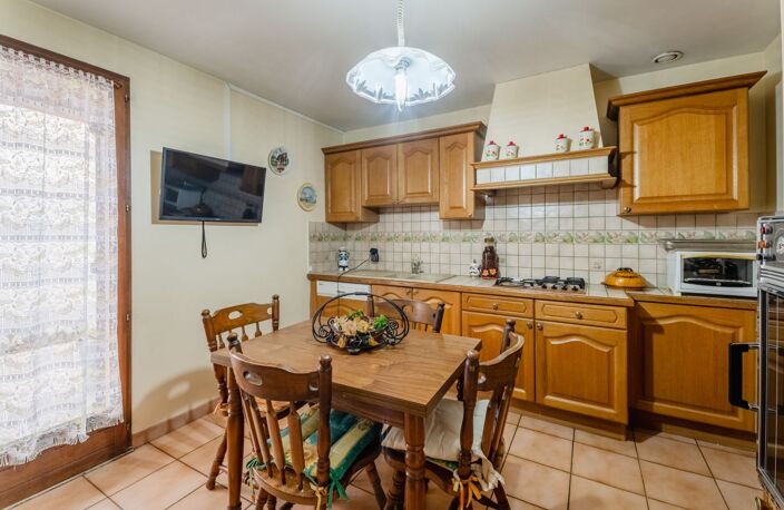 Maison VILLA  AVEC SUITE EN RDC ET GARAGE — photo 4
