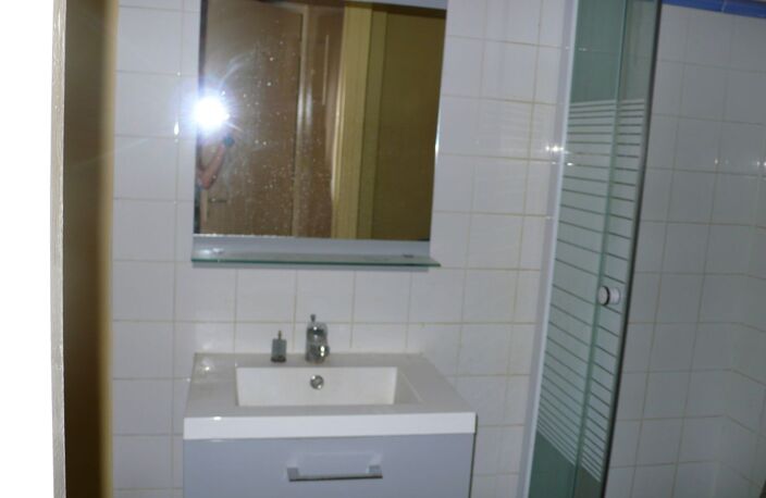 1 Pièce — photo 3