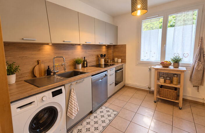SUPERBE T3 AVEC BALCON PLEIN SUD, GARAGE ET CAVE — photo 3