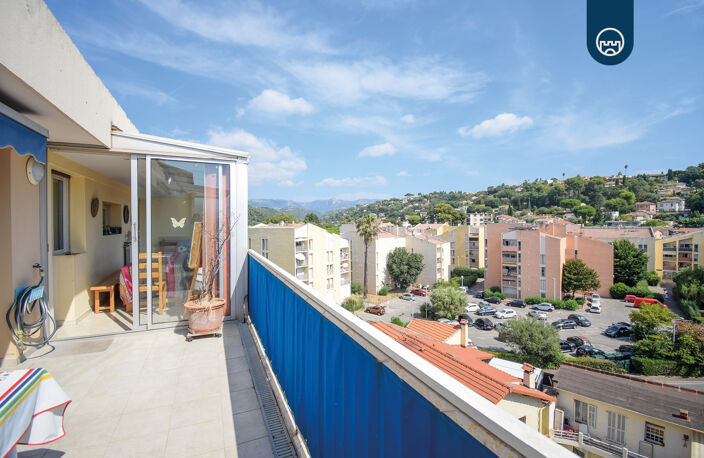 CAGNES-SUR-MER - LE CENTRE - 3/4P 86M2 TERRASSES — photo 2