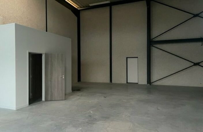LOCAL D'ACTIVITE - ATELIER à LOUER — photo 4