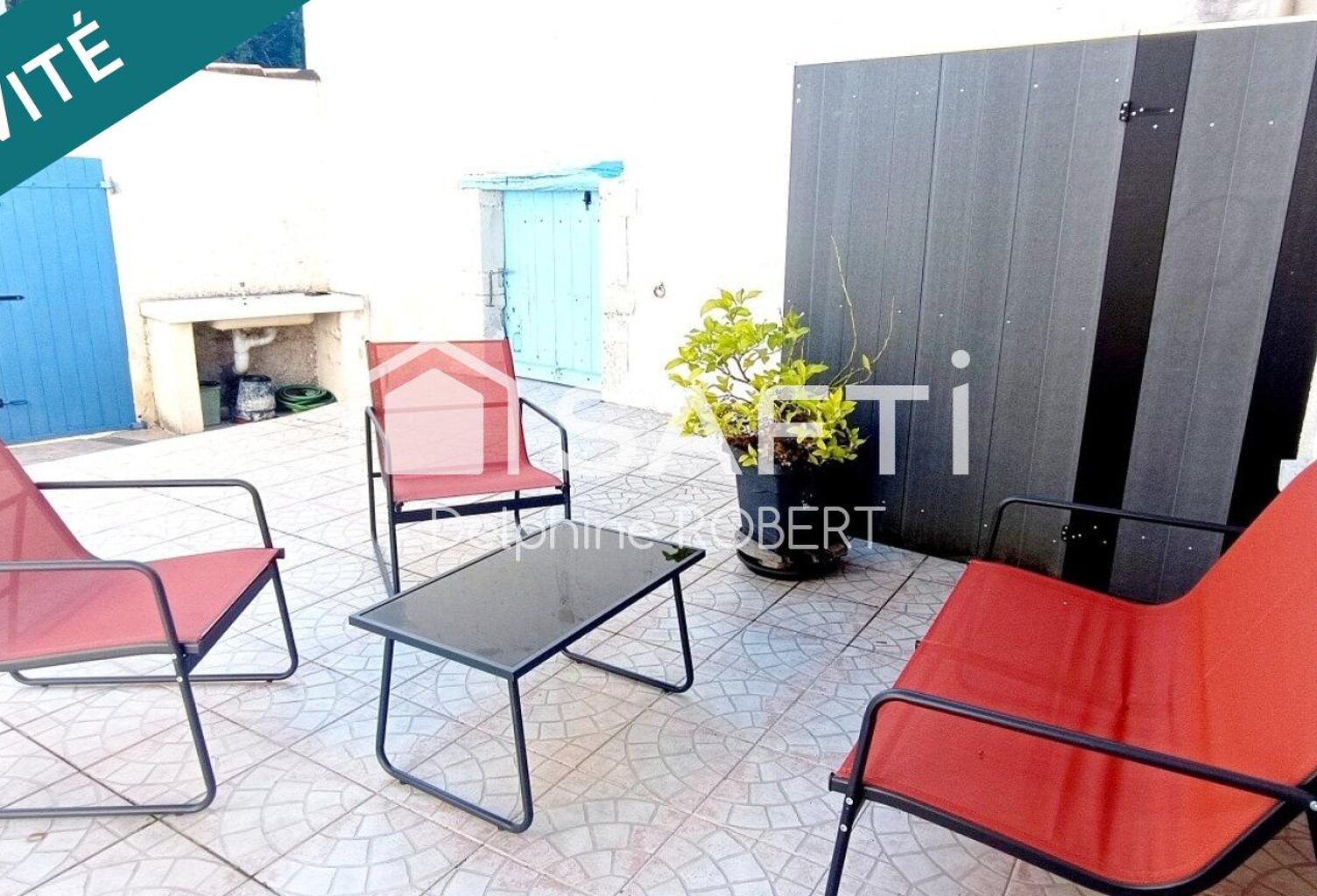 Maison avec Dépendance, garage. — photo 1