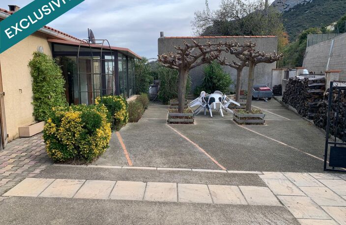 VILLA AVEC GRANDE TERRASSE ET GRAND GARAGE — photo 2