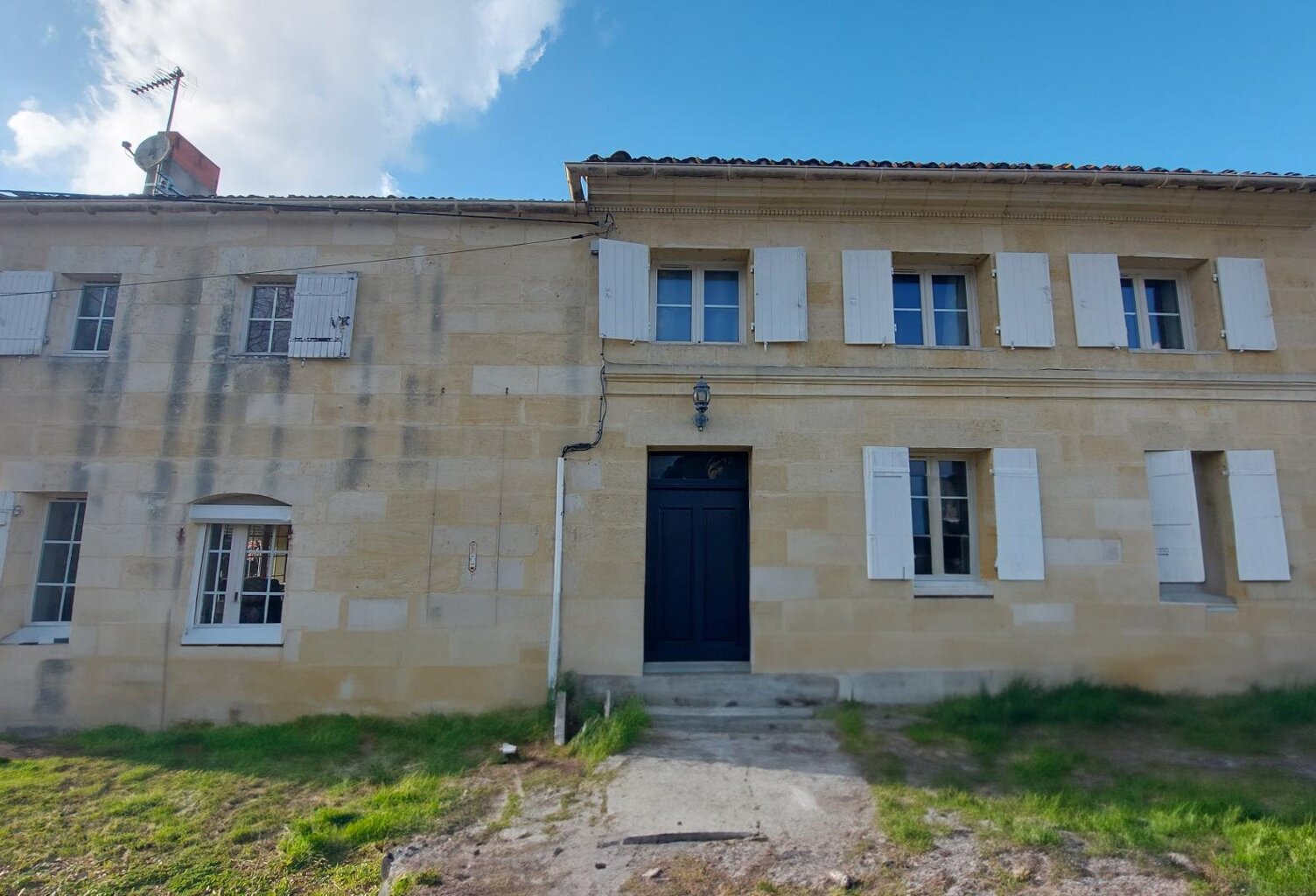 belle demeure en pierre — photo 1